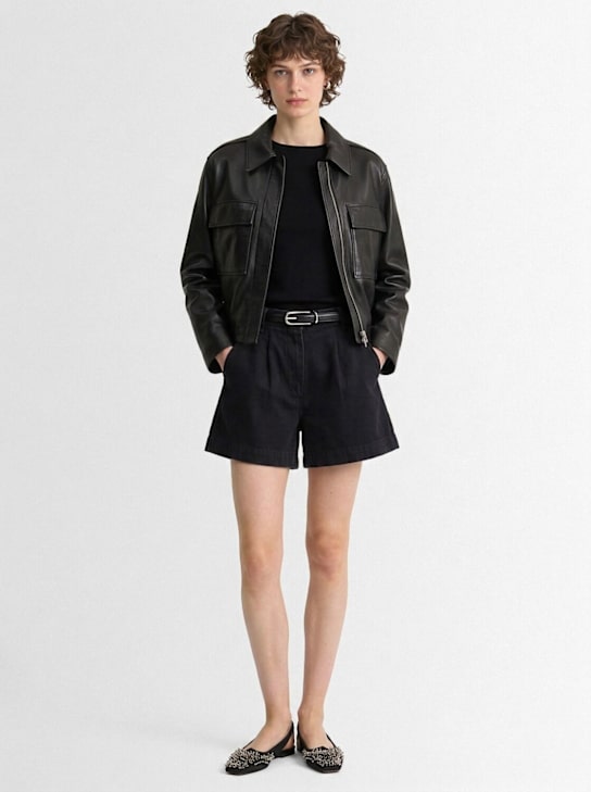 The Mannei: Denim pleated shorts - Noir - women_1 | Luisa Via Roma