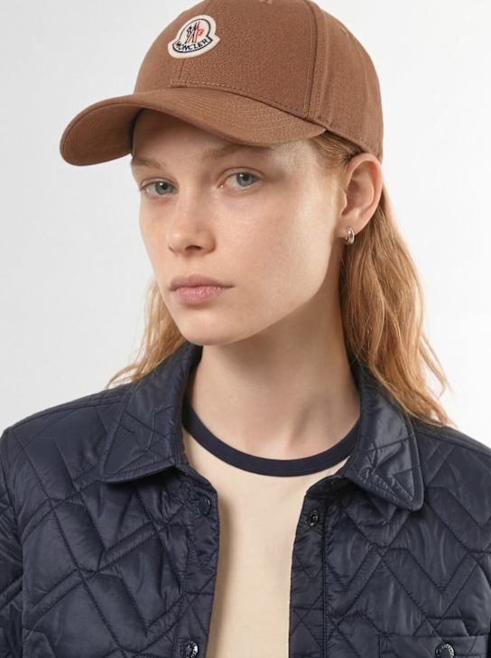 Moncler: Logo cotton gabardine baseball cap - Marrone - women_1 | Luisa Via Roma