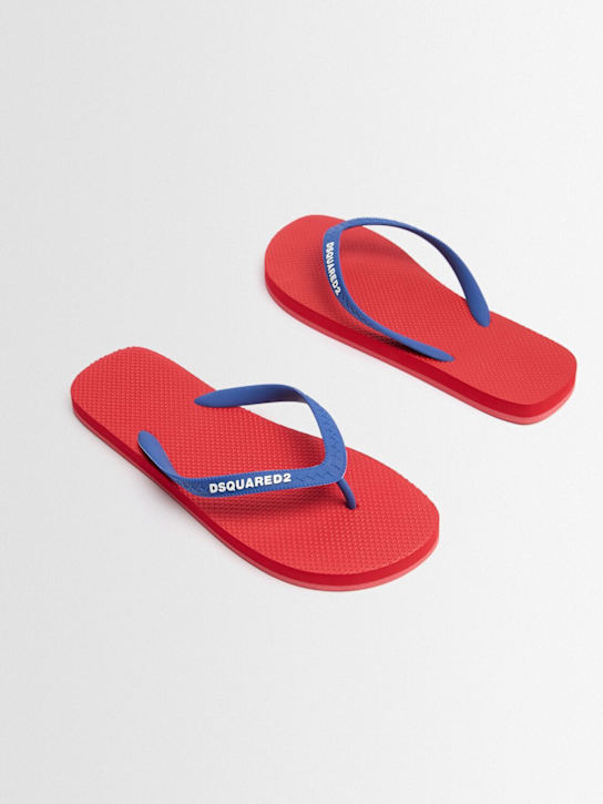 Dsquared2: Logo rubber flip flops - Bleu/Rouge - men_1 | Luisa Via Roma
