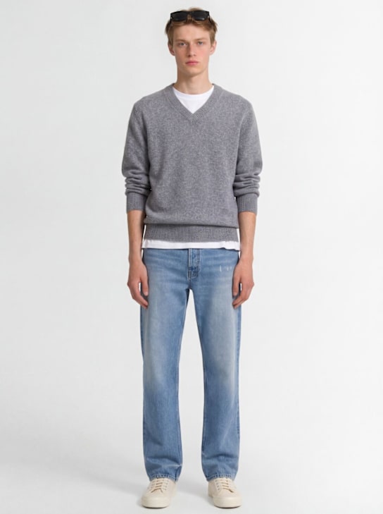 The Core: Vネック ウールセーター - グレー - men_1 | Luisa Via Roma