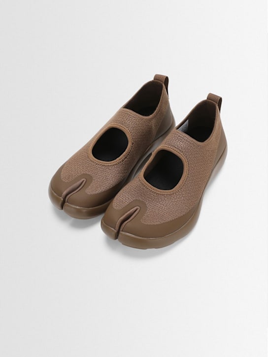 Tabi: Tabi Tencel blend sandals - Chocolate - women_1 | Luisa Via Roma