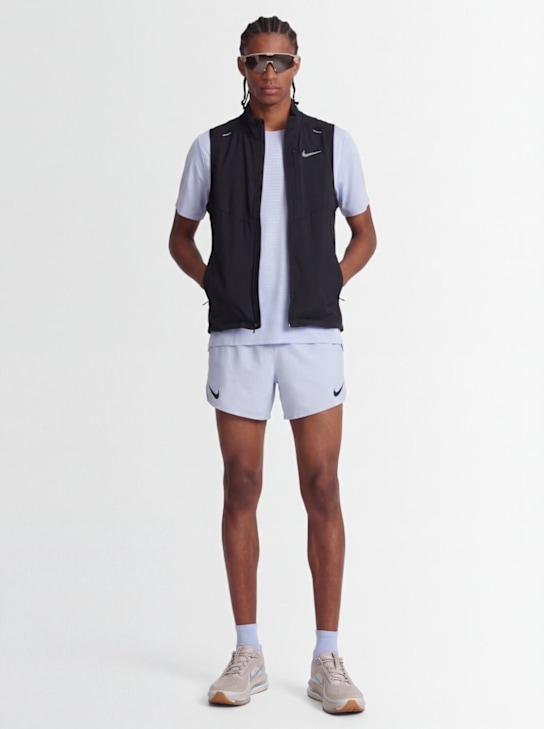 Nike: AeroSwift shorts - Ghost/Black - men_1 | Luisa Via Roma
