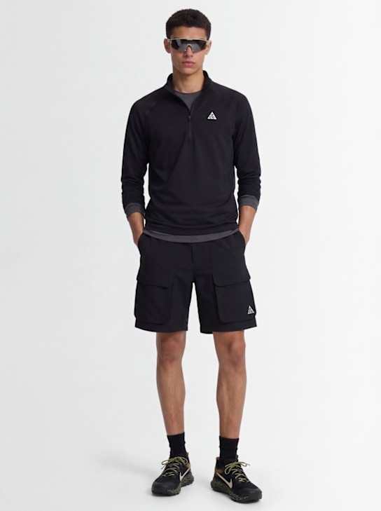 Nike: ACG Dri-FIT mid-layer Trail Running tee - Black/Black/Sum - men_1 | Luisa Via Roma