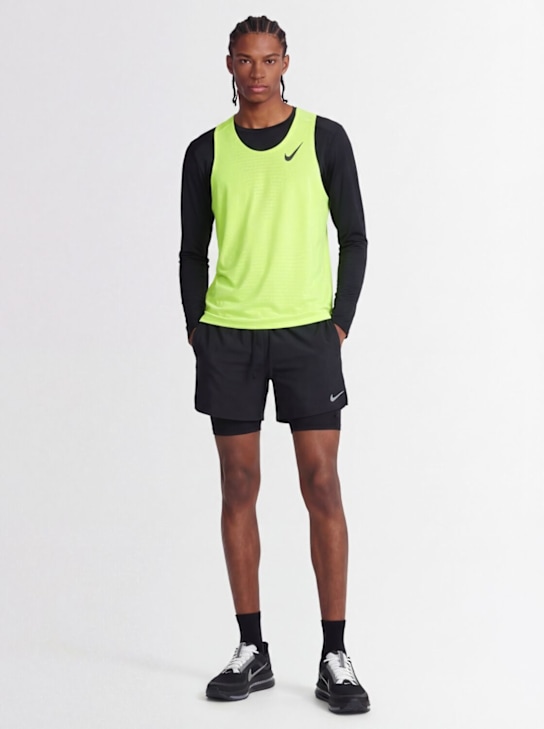 Nike: AeroSwift tank top - Volt/Black - men_1 | Luisa Via Roma