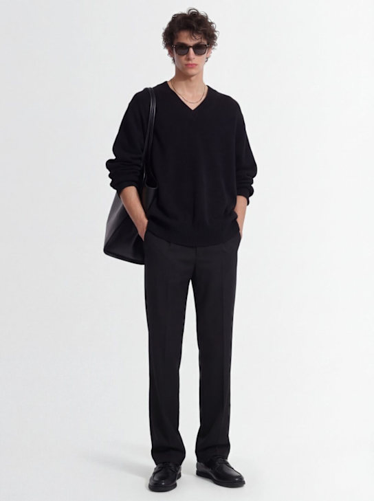 The Core: Vネック ウールセーター - ブラック - men_1 | Luisa Via Roma