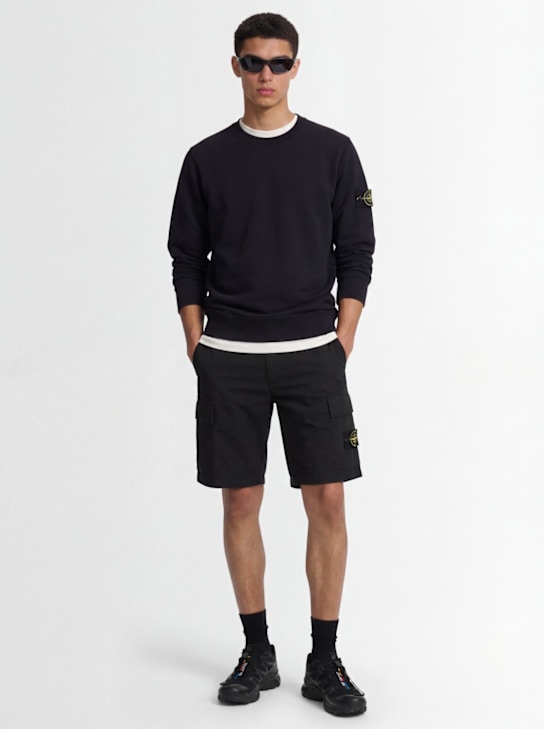 Stone Island: Logo棉质圆领卫衣 - 黑色 - men_1 | Luisa Via Roma