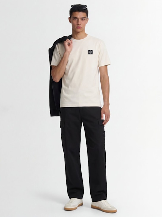 Stone Island: LOGO贴片棉质T恤 - 象牙色 - men_1 | Luisa Via Roma