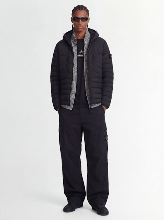 Stone Island: 尼龙连帽羽绒夹克 - 黑色 - men_1 | Luisa Via Roma