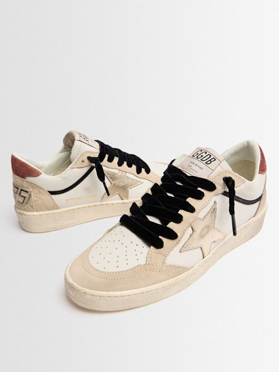 Golden Goose: Ballstar laminated leather sneakers - 白色/米黄色 - women_1 | Luisa Via Roma