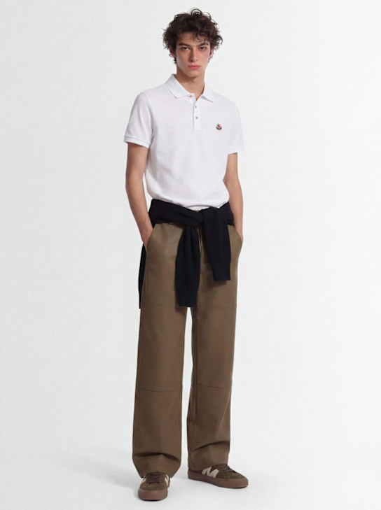 Moncler: Logo patch cotton polo shirt - 白色 - men_1 | Luisa Via Roma