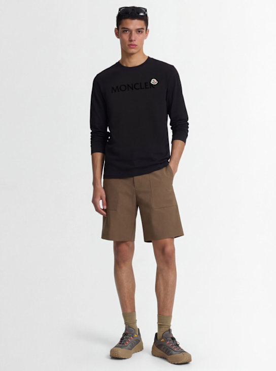 Moncler: Logo cotton l/s t-shirt - Black - men_1 | Luisa Via Roma
