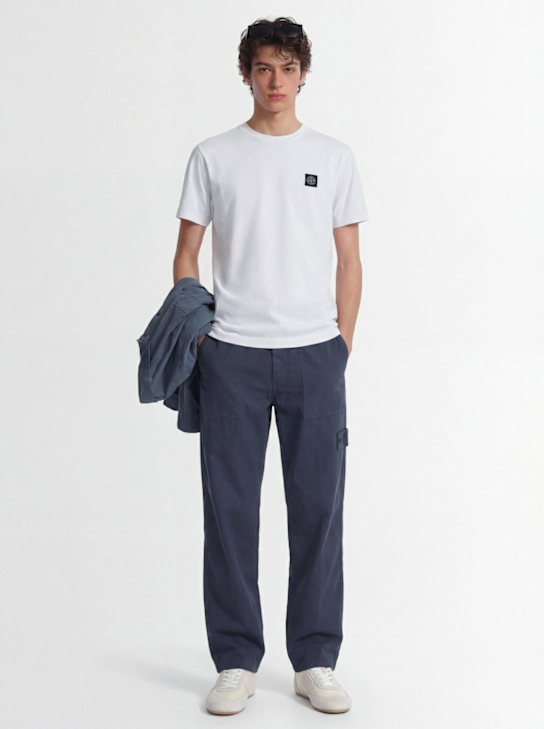 Stone Island: LOGO贴片棉质T恤 - 天蓝色 - men_1 | Luisa Via Roma