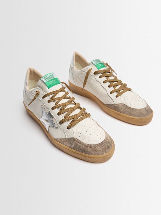 Golden Goose: Ballstar laminated leather sneakers - 白色/米黄色 - men_1 | Luisa Via Roma