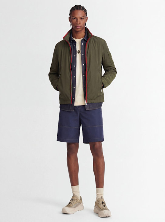 Moncler: Sayan tech casual jacket - 橄榄绿 - men_1 | Luisa Via Roma