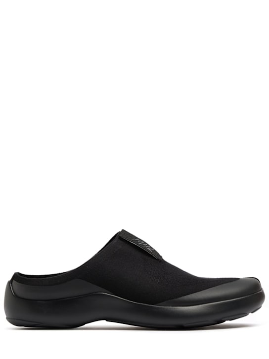 Tabi: Tencel tabi mules - Black - men_0 | Luisa Via Roma