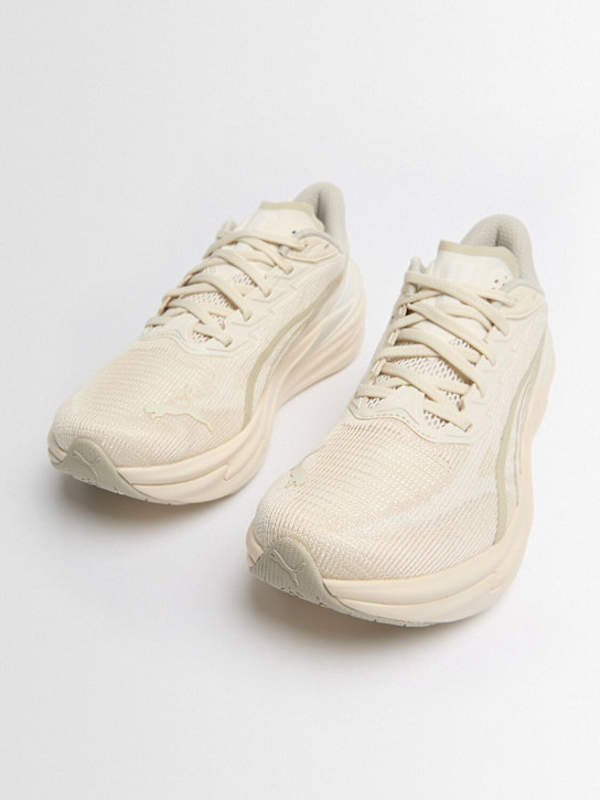 PUMA: Deviate NITRO 4 Wns sneakers - 白色 - women_1 | Luisa Via Roma
