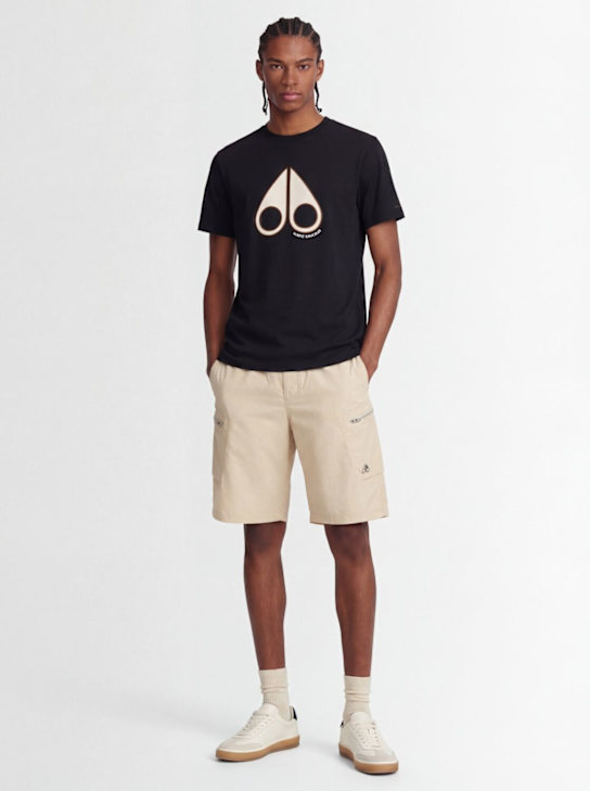 Moose Knuckles: Topflight工装短裤 - Alabaster - men_1 | Luisa Via Roma