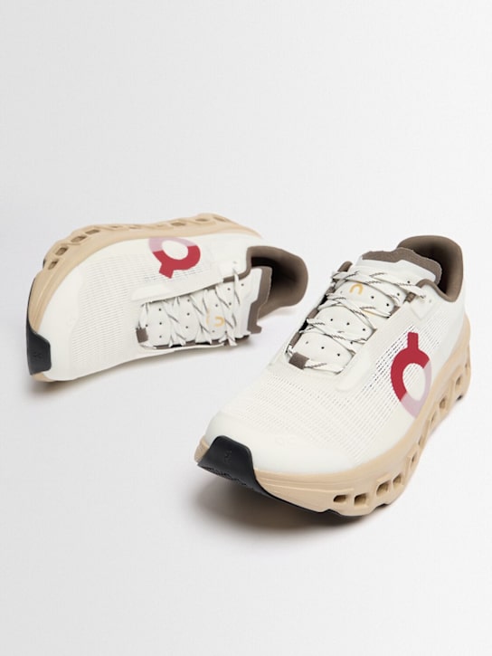 On: YOTH Cloudmonster Void sneakers - Ivory/Sand - men_1 | Luisa Via Roma