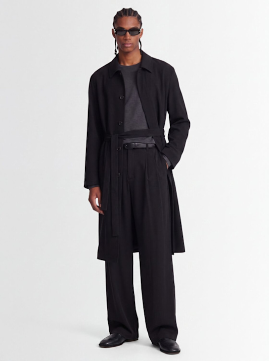 Amomento: Oversize cupro trench coat - 黑色 - men_1 | Luisa Via Roma