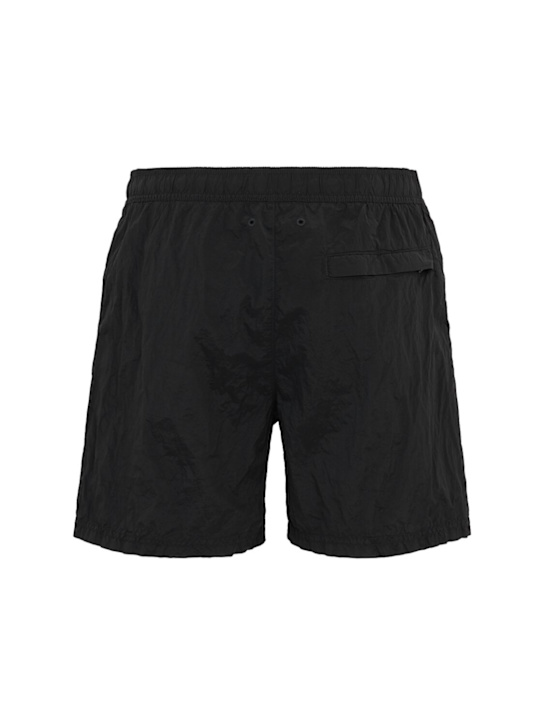 Stone Island: Logo nylon shorts - 黑色 - men_1 | Luisa Via Roma