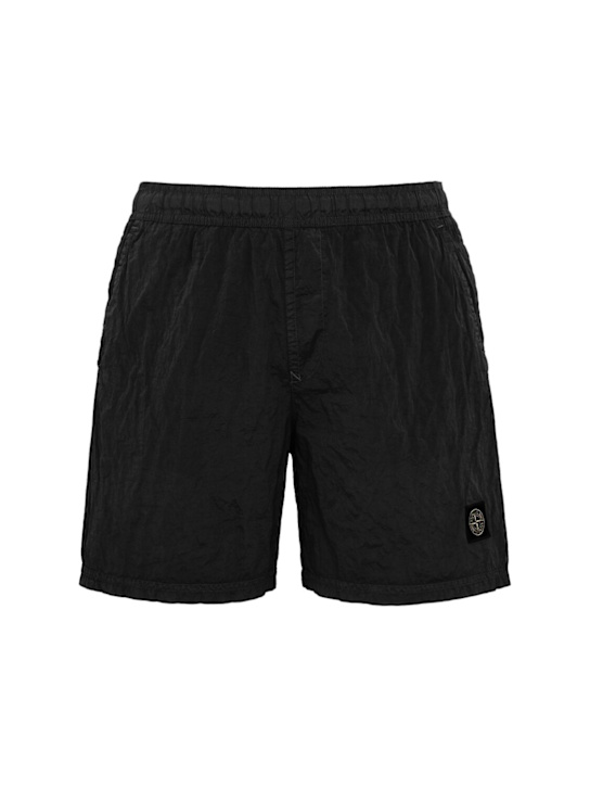 Stone Island: Logo nylon shorts - 黑色 - men_0 | Luisa Via Roma