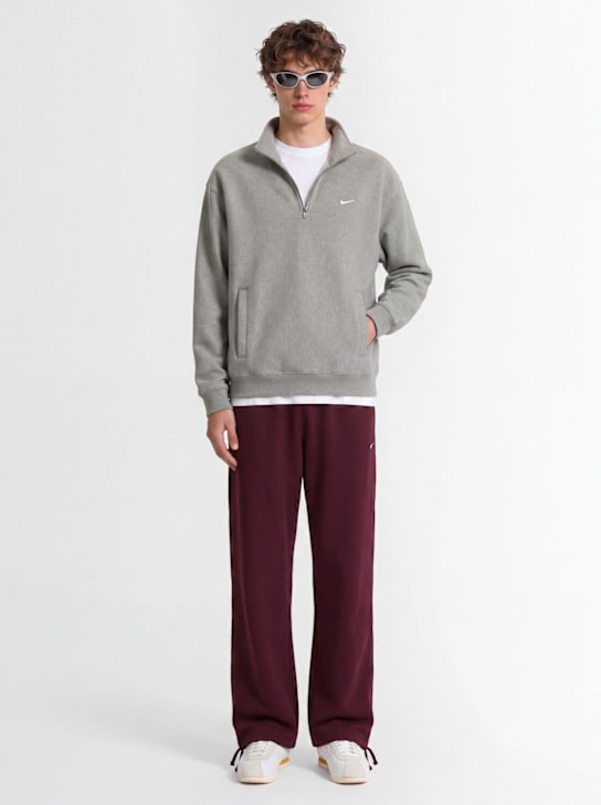 Nike: Solo Swoosh sweatpants - Burgundy Crush/ - men_1 | Luisa Via Roma