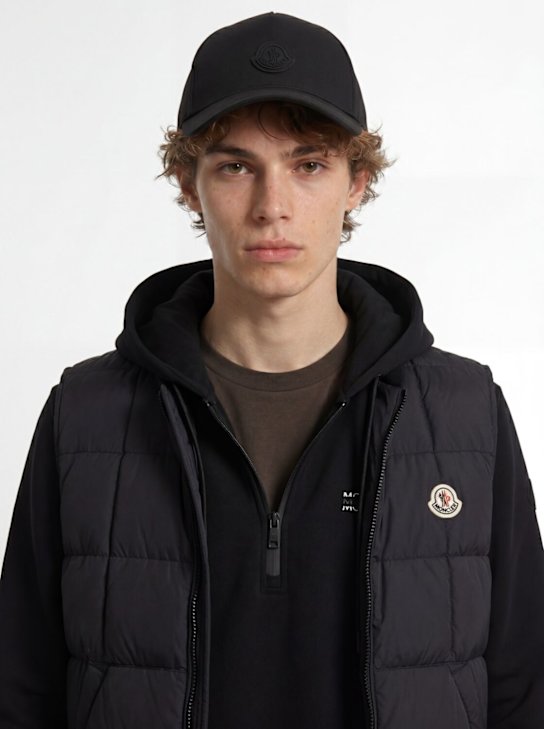 Moncler: Logo cotton gabardine baseball cap - Nero - men_1 | Luisa Via Roma