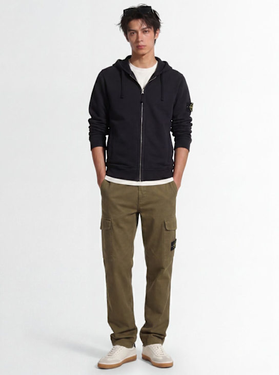 Stone Island: Sudadera de algodón cepillado - Negro - men_1 | Luisa Via Roma