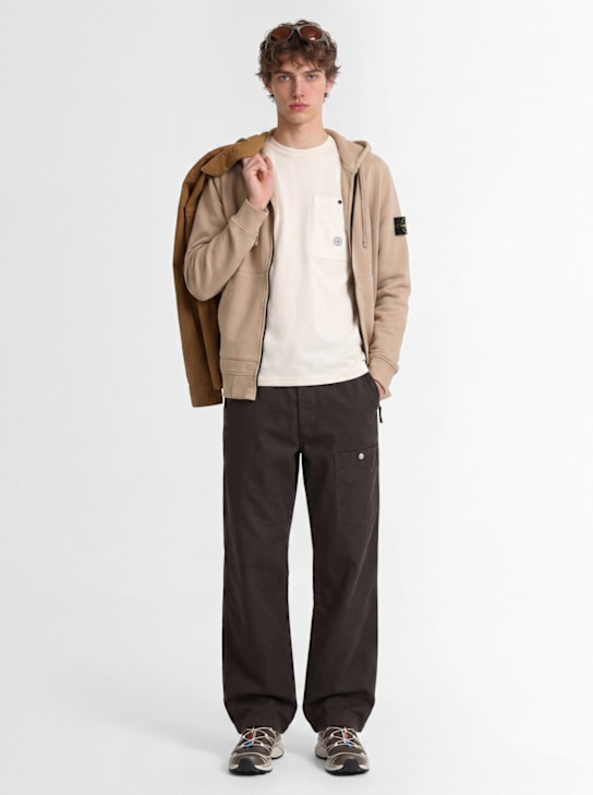 Stone Island: Logo cotton zip hoodie - デザート - men_1 | Luisa Via Roma