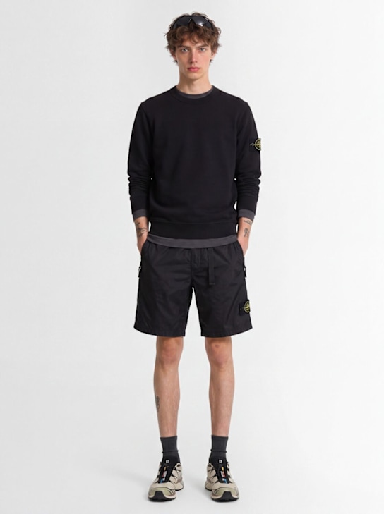 Stone Island: Logo nylon loose wide shorts - ネイビー - men_1 | Luisa Via Roma