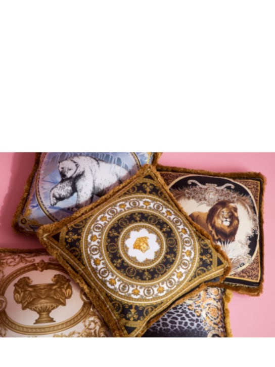 Versace: Cuscino I Heart Baroque in seta - Oro-bianco-nero - ecraft_1 | Luisa Via Roma