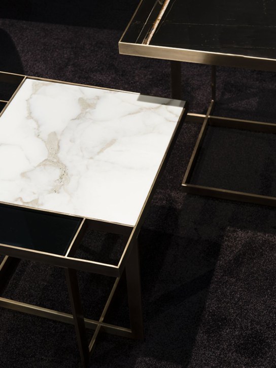 Marioni: Gary marble & glass low table - Gold/Black - ecraft_1 | Luisa Via Roma