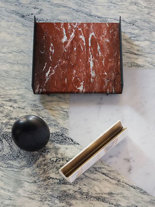 Salvatori: Gravity Nero Marquinia marble sphere - Black/Gold - ecraft_2 | Luisa Via Roma