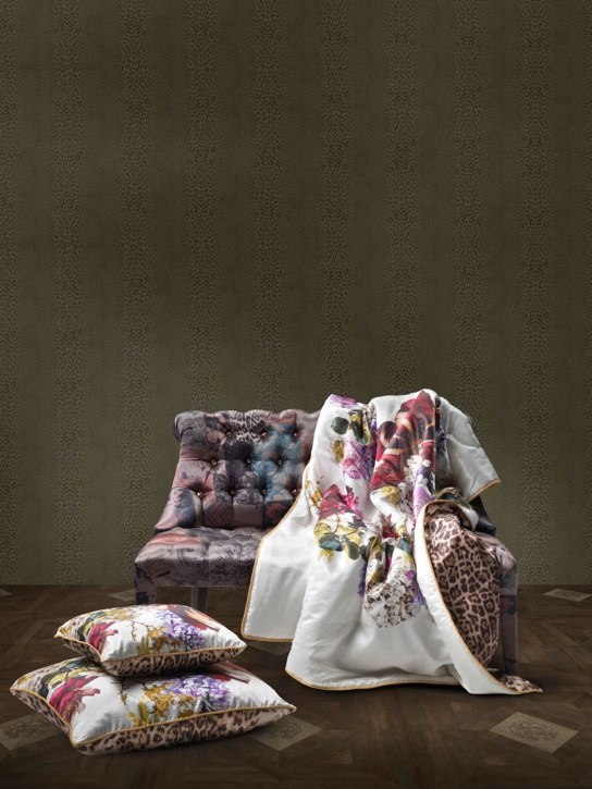 Roberto Cavalli: Floris printed cotton cushion - ecraft_1 | Luisa Via Roma