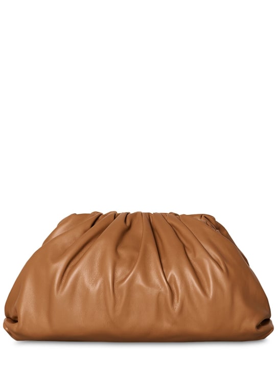 Bottega Veneta: The Pouch leather bag - Karamel - women_0 | Luisa Via Roma