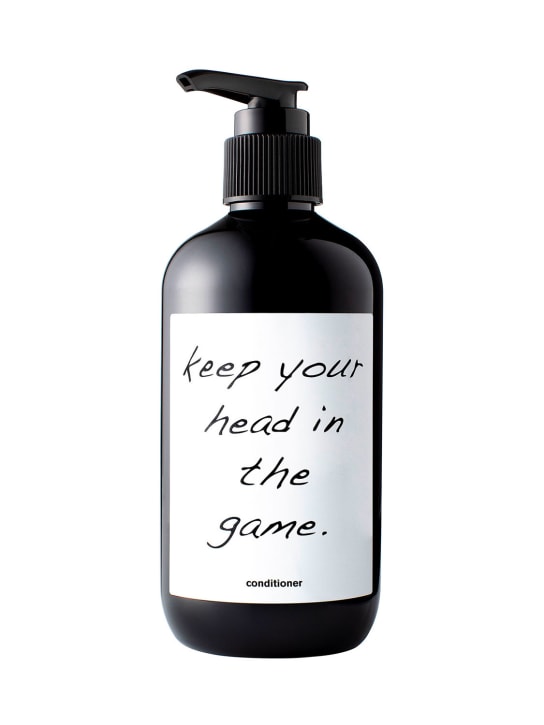 Doers Of London: Head in the Game conditioner 300 ml - Transparent - beauty-men_0 | Luisa Via Roma