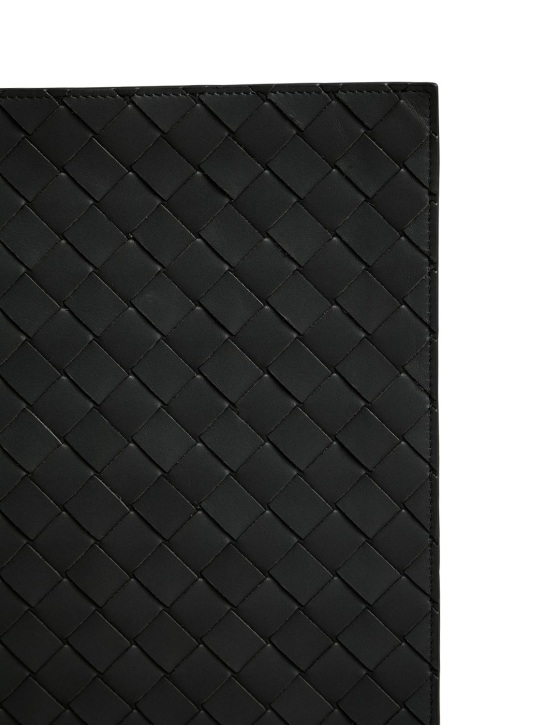 Bottega Veneta: Large intrecciato 1.5 leather zip pouch - Black - men_1 | Luisa Via Roma
