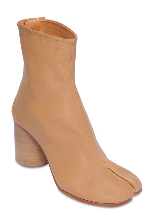 Maison Margiela: 80mm Tabi vintage leather ankle boots - Camel - women_1 | Luisa Via Roma