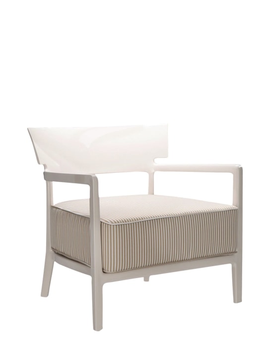 Kartell: Cara outdoor armchair - Beige/White - ecraft_2 | Luisa Via Roma