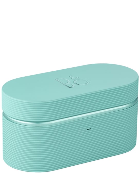 Bang & Olufsen: Beoplay E8 Sport earphones - Blue - ecraft_7 | Luisa Via Roma