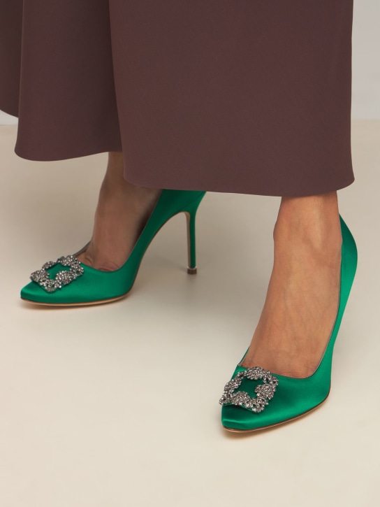 Manolo Blahnik: Zapatos de tacón de satén 105mm - Verde Esmeralda - women_1 | Luisa Via Roma