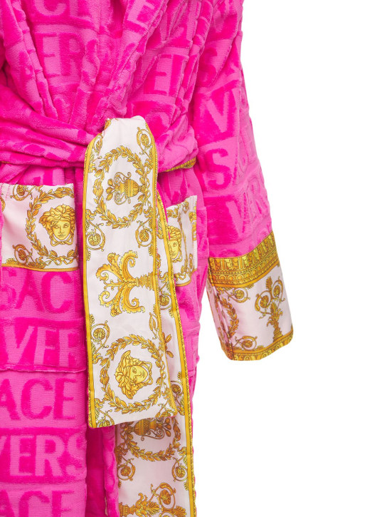 Versace: Barocco & Robe bathrobe - Fuchsia - ecraft_1 | Luisa Via Roma