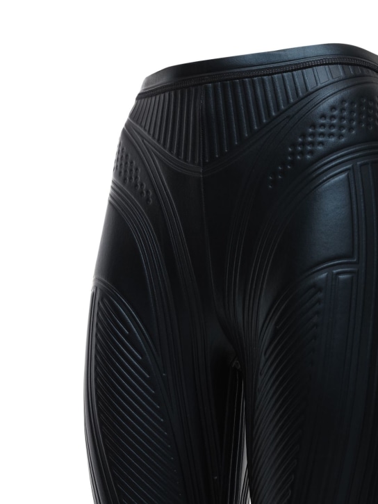 MUGLER: Embossed shiny stretch jersey leggings - Black - women_3 | Luisa Via Roma