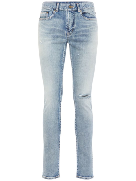 Saint Laurent: Jeans skinny vita bassa in denim di cotone 15cm - Celeste - men_0 | Luisa Via Roma