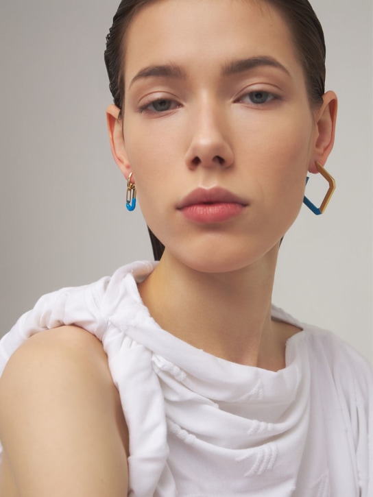 EÉRA: Allegra 18kt gold & rubber mono earring - Altın/Mavi - women_1 | Luisa Via Roma