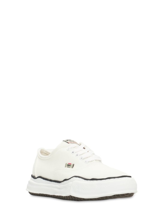 Mihara Yasuhiro: Original sole canvas low sneakers - White - men_1 | Luisa Via Roma