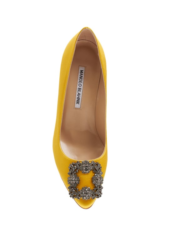 Manolo Blahnik: 70mm Hangisi satin pumps - Yellow - women_4 | Luisa Via Roma