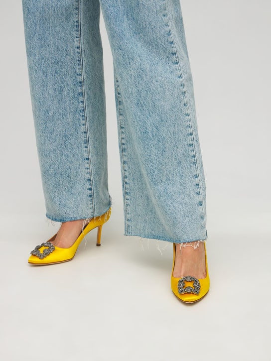 Manolo Blahnik: Zapatos de tacón de satén 70mm - Amarillo - women_1 | Luisa Via Roma