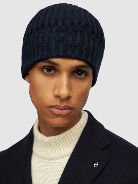 Piacenza Cashmere: Cashmere knit fisherman beanie - men_1 | Luisa Via Roma