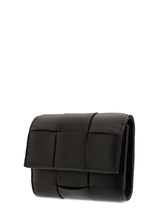 Bottega Veneta: Cassette leather trifold zip wallet - Black-gold - women_1 | Luisa Via Roma